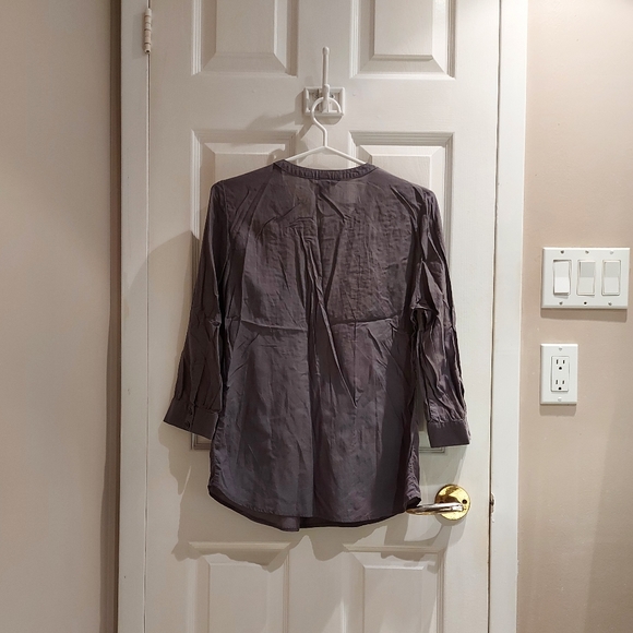 H&M | Dress Shirt - Picture 9 of 9